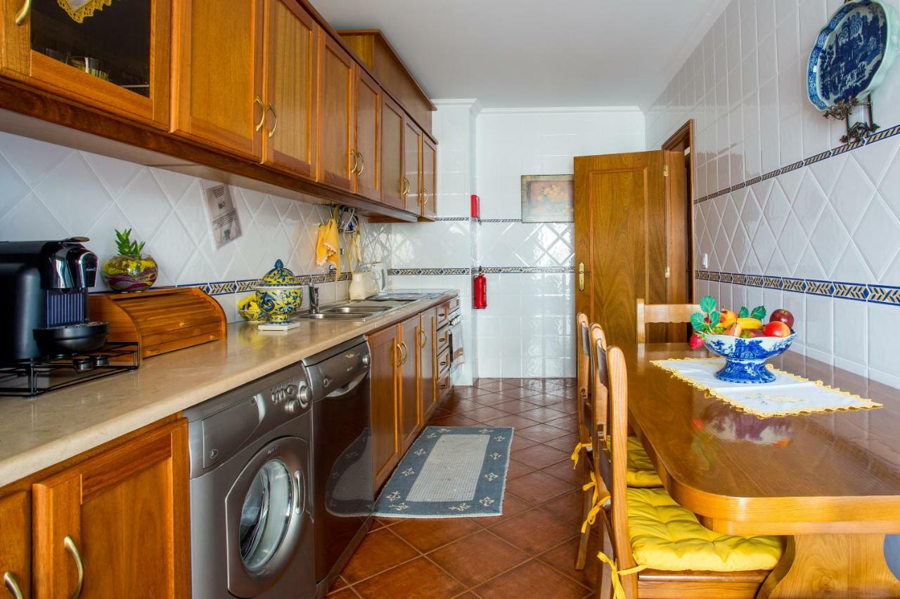 Elegant Sea View Apartment Nazaré Zewnętrze zdjęcie